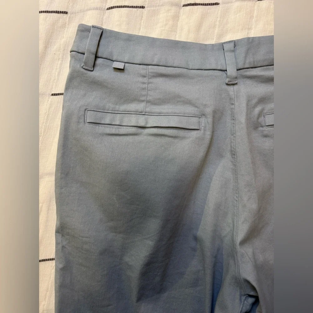 Lululemon Commission Short Qwick Oxford 11” Relaxed Fit Light Gray/Blue M7AKAS